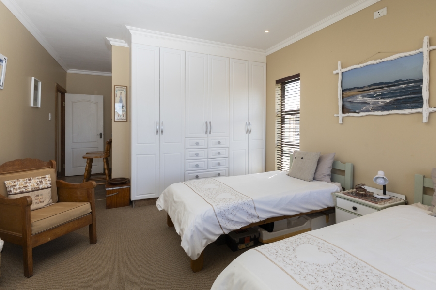 4 Bedroom Property for Sale in West Bank Eastern Cape